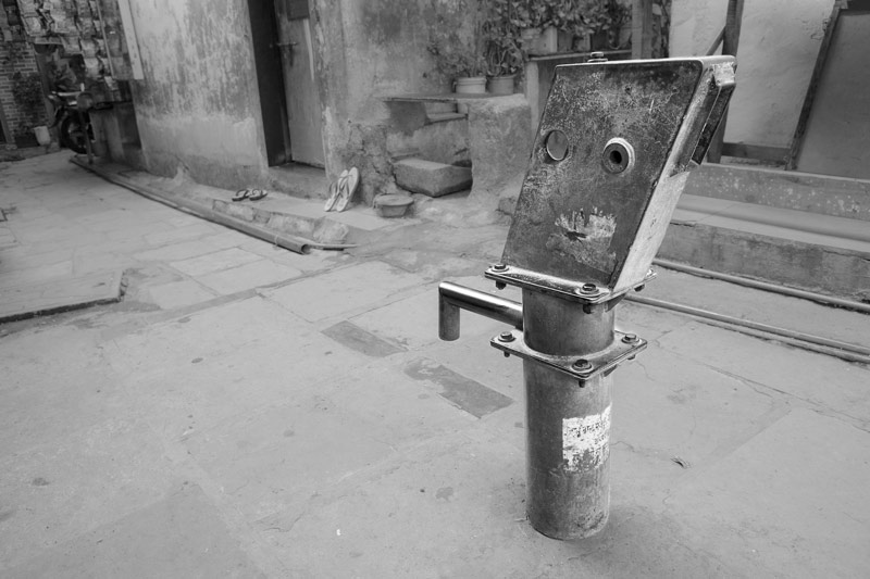 Impediments to enjoyment of Human Right to Water: 'Availability' Norm - Defunct handpump in a colony in Mumbai, Maharashtra, illustrating the problem of absence of timely maintenance of water supply systems